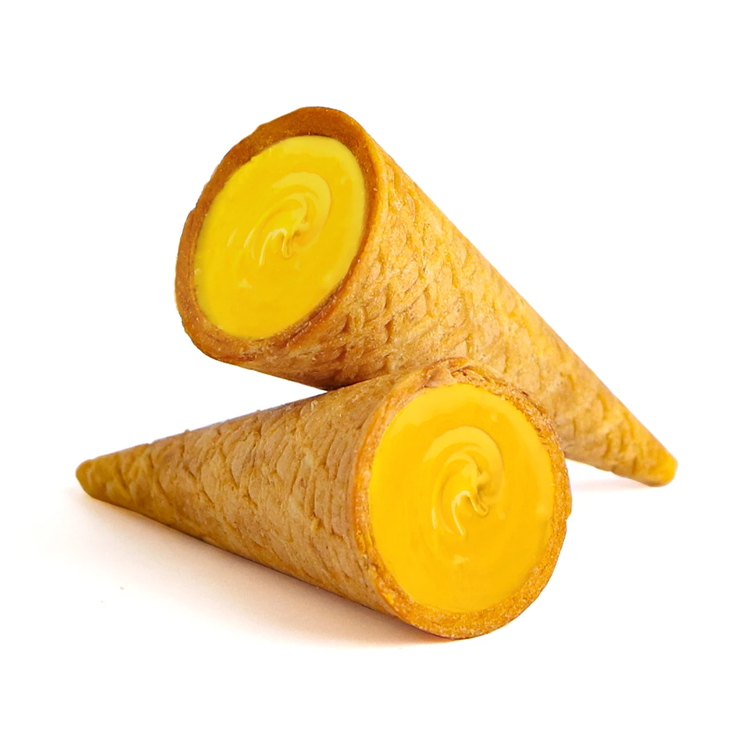 Cone wafer stuffed with saffron cream