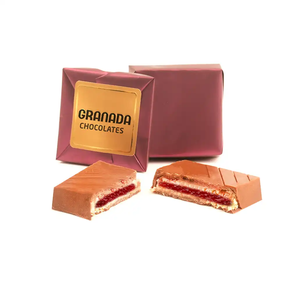 Square chocolate stuffed with red velvet