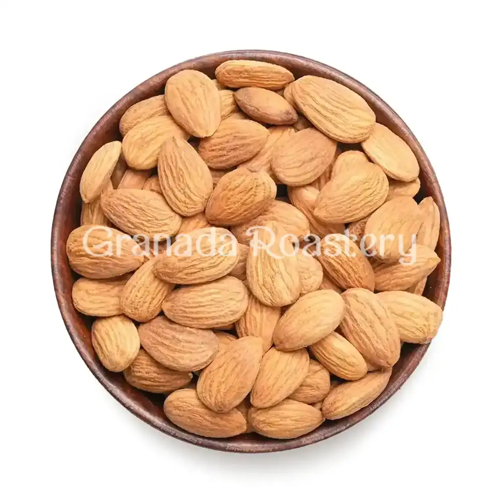 Raw almonds, large
