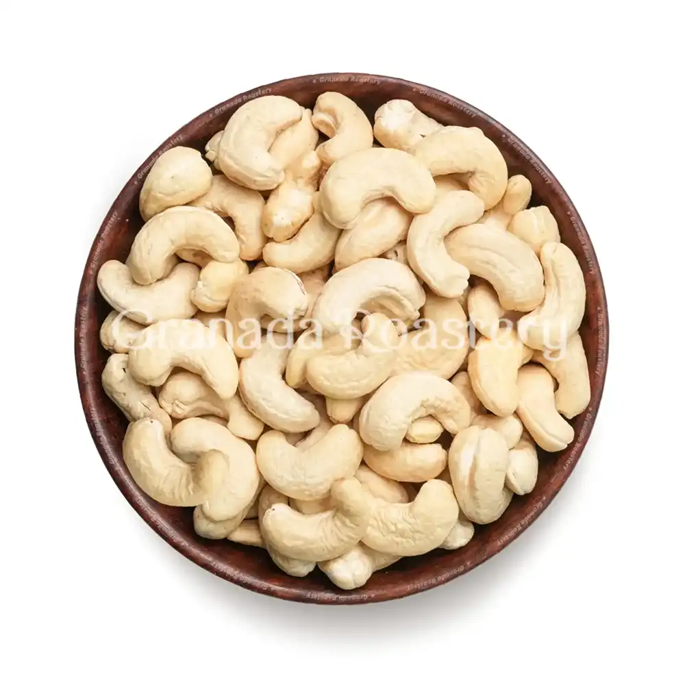 كاجو نيء حبة كبيرة