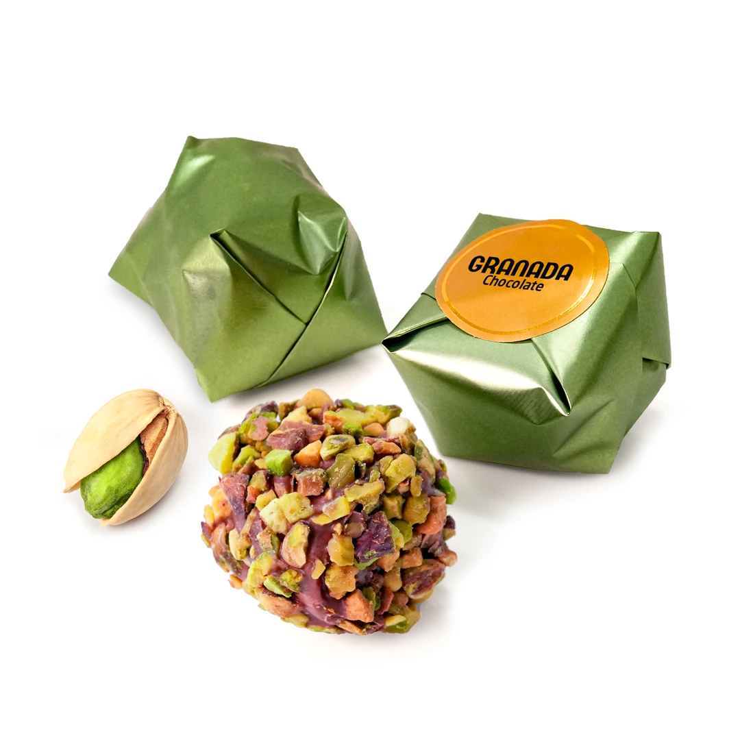 Crunchy chocolate pistachio balls