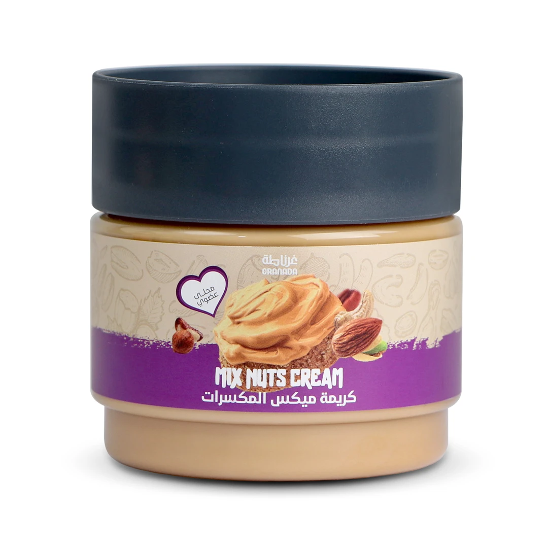 Mixed nut cream with natural sweetener