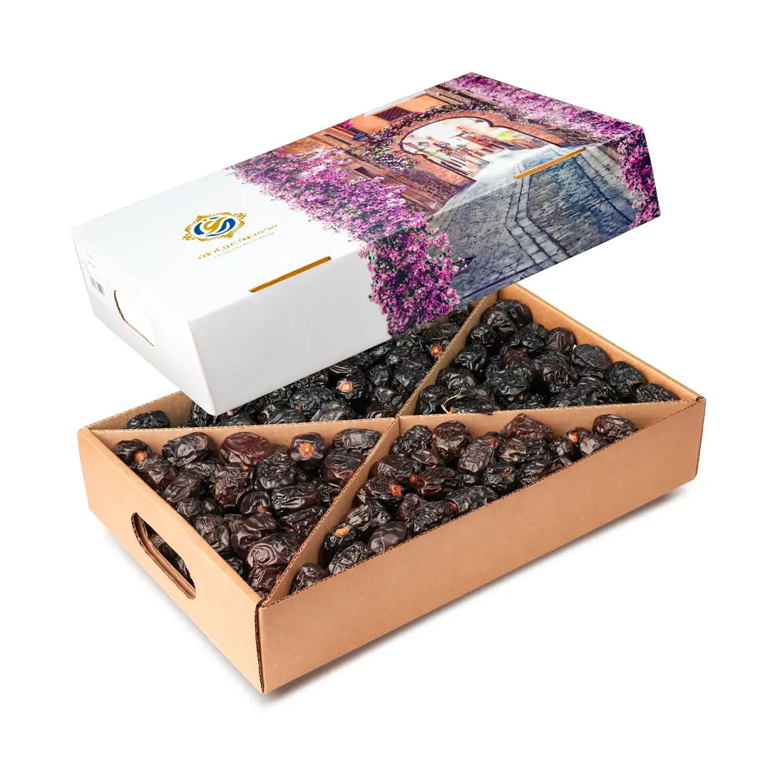 A box of Ajwa dates - 3 kilos