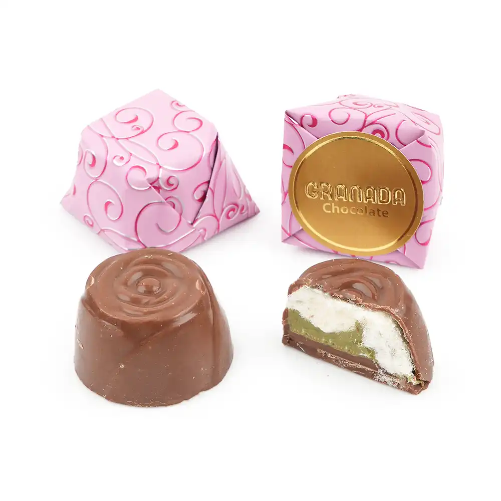 Cotton candy chocolate and pistachio cream